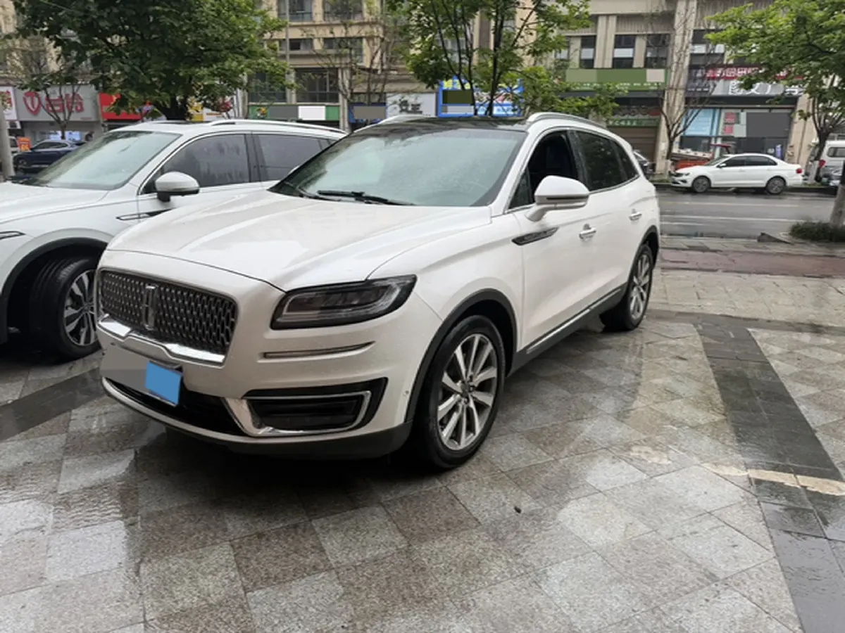 2019 Lincoln Nautilus 2.0T 235HP L4 8AT,autocango,china used car exporter,china ev exporter,chinese used car exporter,chinese used ev exporter