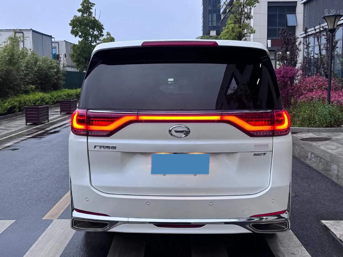 2021 GAC Trumpchi M8 2.0T 252HP L4 8AT,autocango,china used car exporter,china ev exporter,chinese used car exporter,chinese used ev exporter