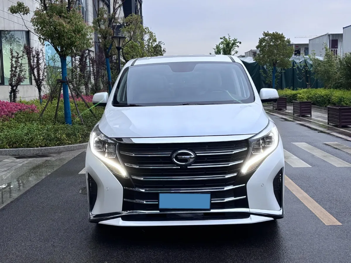2021 GAC Trumpchi M8 2.0T 252HP L4 8AT,autocango,china used car exporter,china ev exporter,chinese used car exporter,chinese used ev exporter