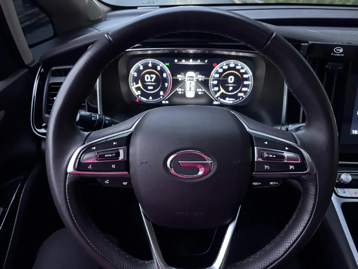 2021 GAC Trumpchi M8 2.0T 252HP L4 8AT,autocango,china used car exporter,china ev exporter,chinese used car exporter,chinese used ev exporter