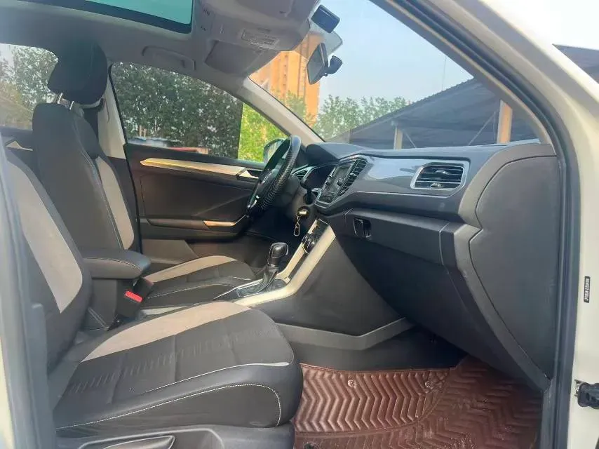 2018 Volkswagen Bora 1.4T 131HP L4 7DCT,autocango,china used car exporter,china ev exporter,chinese used car exporter,chinese used ev exporter