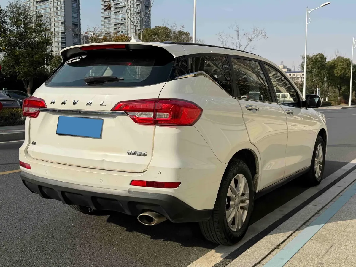 2019 Haval M6 1.5T 150HP L4 7DCT,autocango,china used car exporter,china ev exporter,chinese used car exporter,chinese used ev exporter