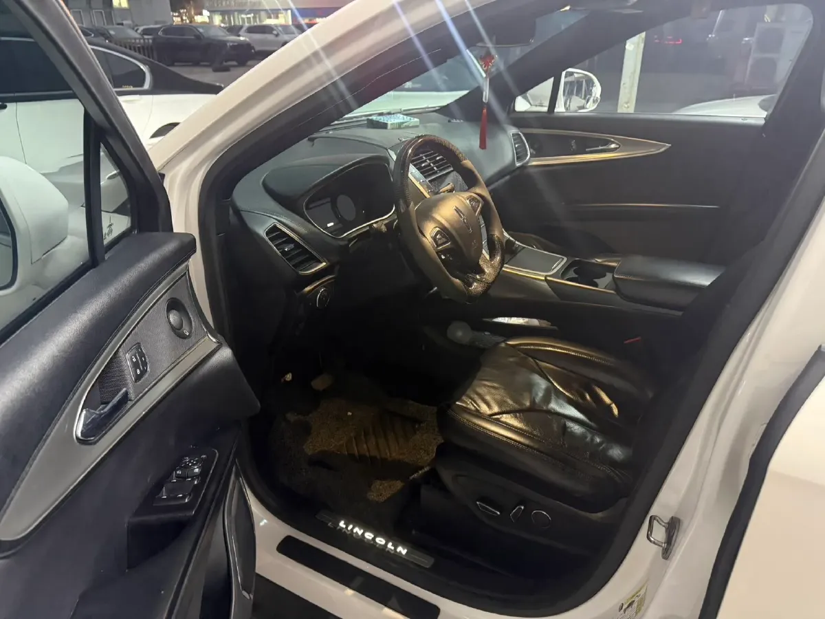 2017 Lincoln MKX 2.0T 253HP L4 6AT,autocango,china used car exporter,china ev exporter,chinese used car exporter,chinese used ev exporter