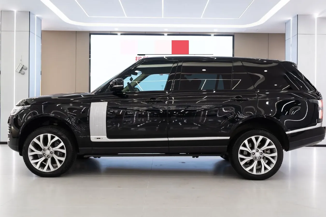 2021 Land Rover Range Rover 3.0T 400HP L6 8AT,autocango,china used car exporter,china ev exporter,chinese used car exporter,chinese used ev exporter