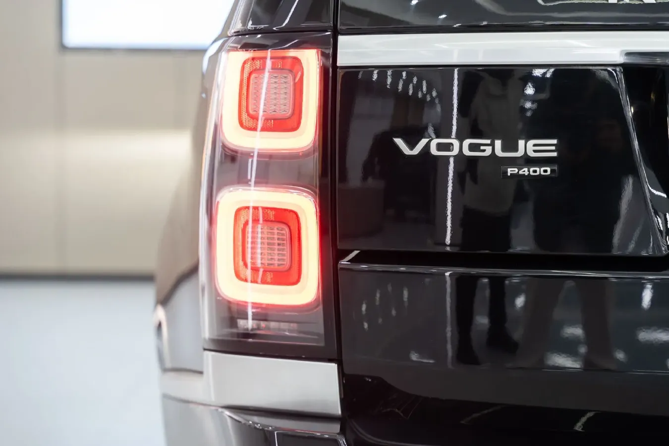 2021 Land Rover Range Rover 3.0T 400HP L6 8AT,autocango,china used car exporter,china ev exporter,chinese used car exporter,chinese used ev exporter