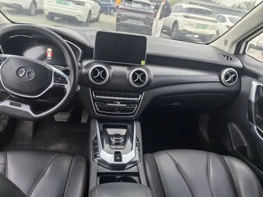 2018 BeiJing Auto EU5 BEV 53.66KWH,autocango,china used car exporter,china ev exporter,chinese used car exporter,chinese used ev exporter