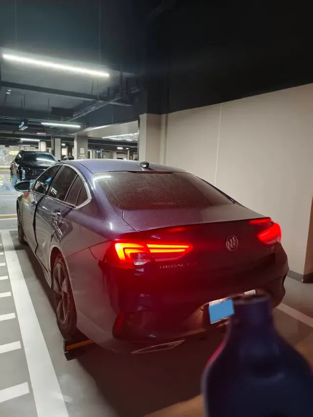 2020 Buick Regal 2.0T 237HP L4 9AT,autocango,china used car exporter,china ev exporter,chinese used car exporter,chinese used ev exporter