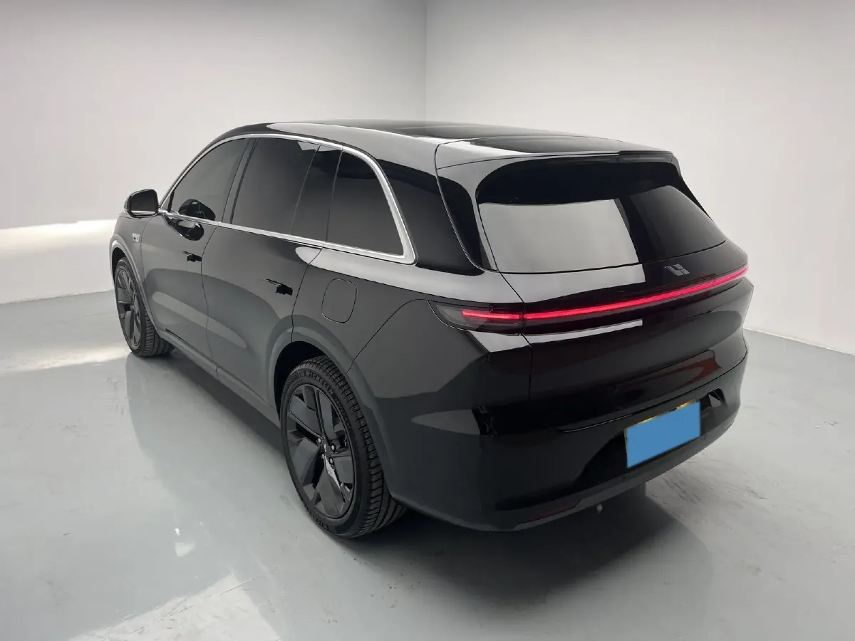 2025 Li L6 Range Extended 154HP L4 REEV,autocango,china used car exporter,china ev exporter,chinese used car exporter,chinese used ev exporter