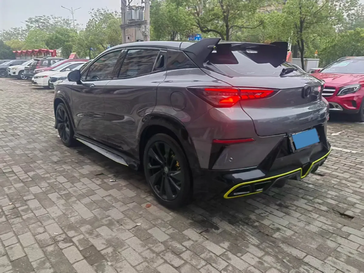 2021 ChangAn UNI-T 1.5T 180HP L4 7DCT,autocango,china used car exporter,china ev exporter,chinese used car exporter,chinese used ev exporter