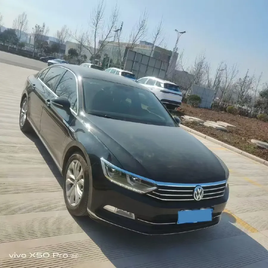 2019 Volkswagen Magotan 2.0T 186HP L4 7DCT,autocango,china used car exporter,china ev exporter,chinese used car exporter,chinese used ev exporter