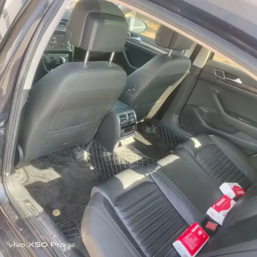 2019 Volkswagen Magotan 2.0T 186HP L4 7DCT,autocango,china used car exporter,china ev exporter,chinese used car exporter,chinese used ev exporter