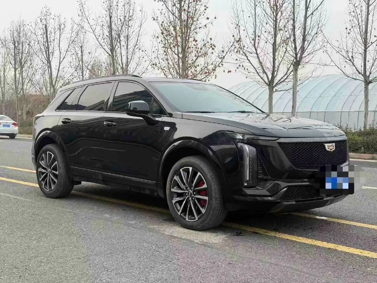 2025 Cadillac XT5 2.0T 237HP L4 9AT,autocango,china used car exporter,china ev exporter,chinese used car exporter,chinese used ev exporter