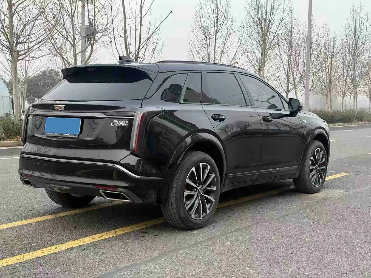 2025 Cadillac XT5 2.0T 237HP L4 9AT,autocango,china used car exporter,china ev exporter,chinese used car exporter,chinese used ev exporter