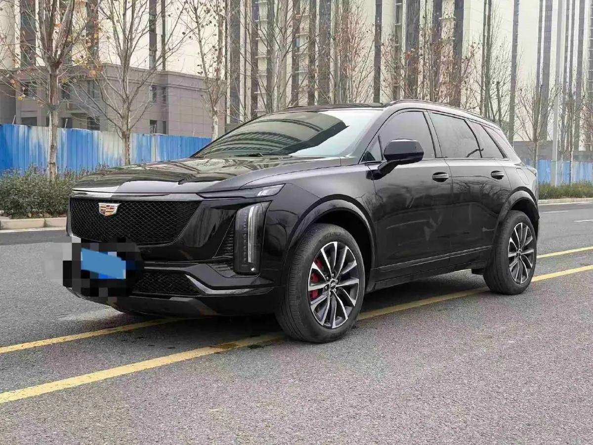 2025 Cadillac XT5 2.0T 237HP L4 9AT,autocango,china used car exporter,china ev exporter,chinese used car exporter,chinese used ev exporter