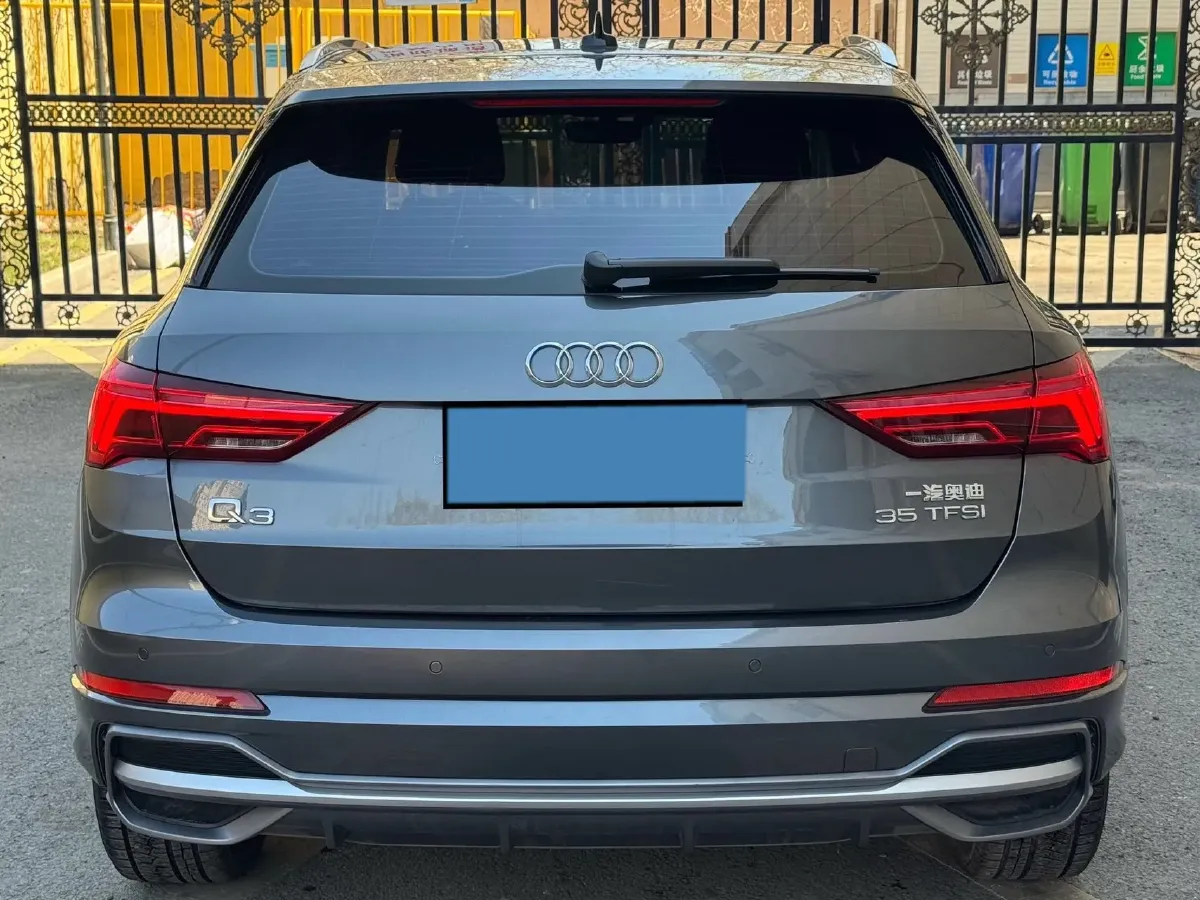 2022 Audi Q3 1.4T 150HP L4 7DCT,autocango,china used car exporter,china ev exporter,chinese used car exporter,chinese used ev exporter
