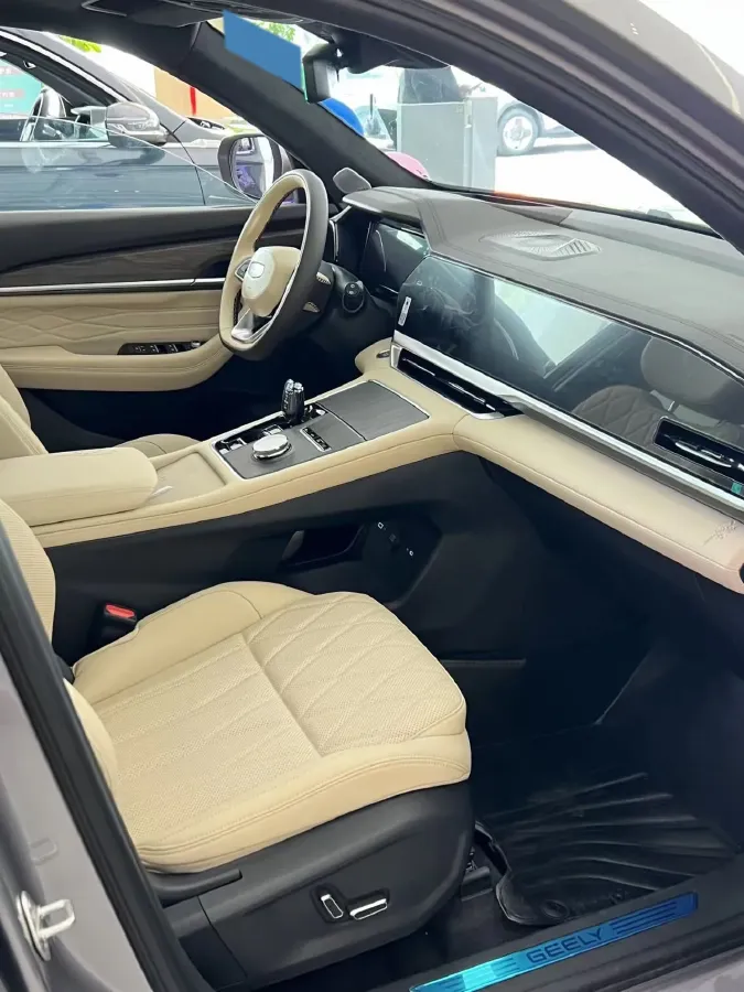 2025 Geely Monjaro 2.0T 238HP L4 8AT,autocango,china used car exporter,china ev exporter,chinese used car exporter,chinese used ev exporter