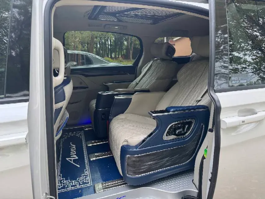 2021 Buick GL8 2.0T 237HP L4 9AT,autocango,china used car exporter,china ev exporter,chinese used car exporter,chinese used ev exporter