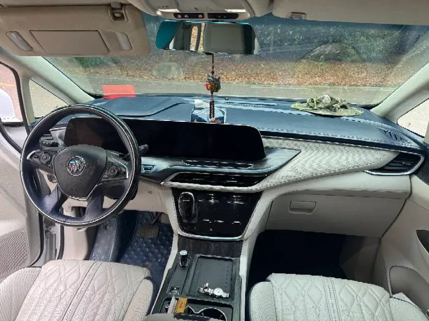 2021 Buick GL8 2.0T 237HP L4 9AT,autocango,china used car exporter,china ev exporter,chinese used car exporter,chinese used ev exporter