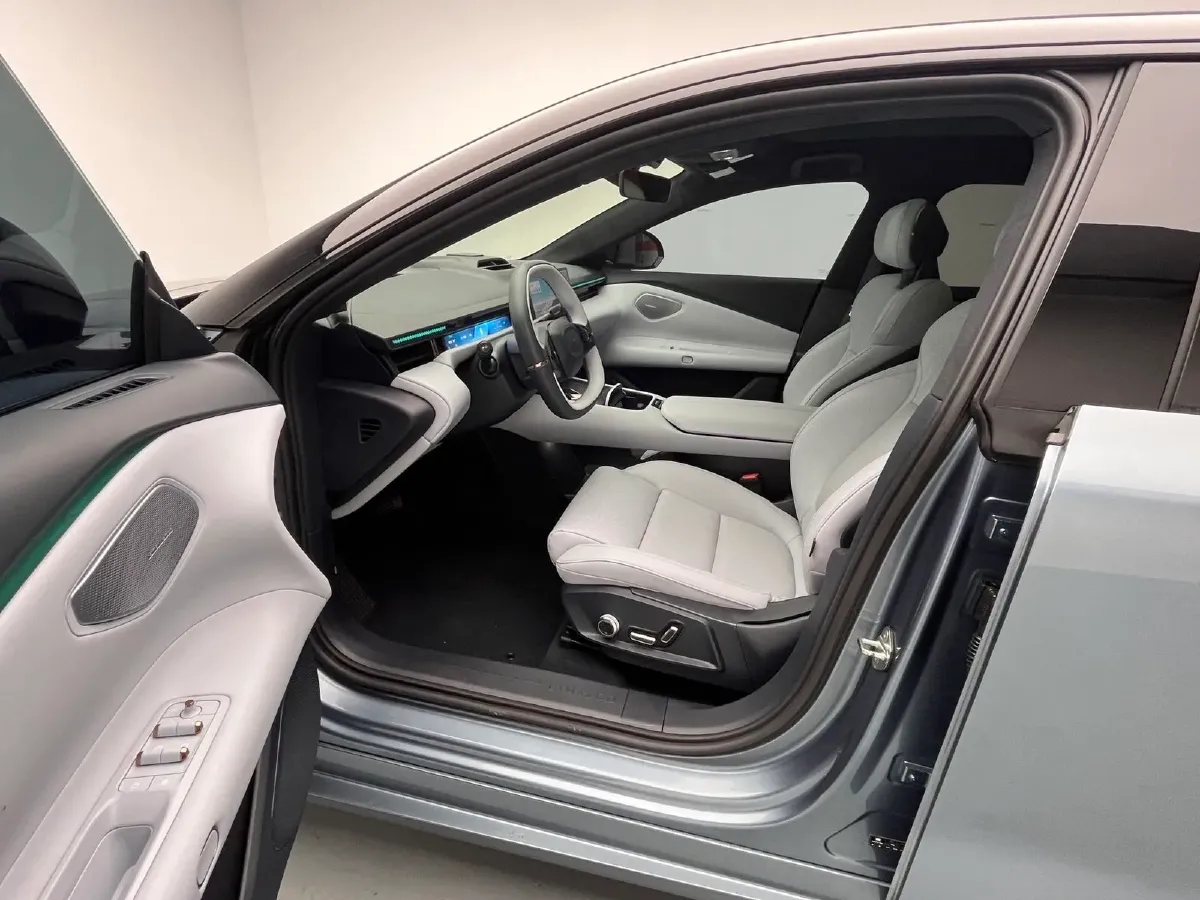 2024 Luxeed S7 BEV 100KWH,autocango,china used car exporter,china ev exporter,chinese used car exporter,chinese used ev exporter