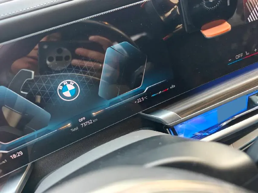 2023 BMW 7 Series 3.0T 272HP L6 8AT,autocango,china used car exporter,china ev exporter,chinese used car exporter,chinese used ev exporter