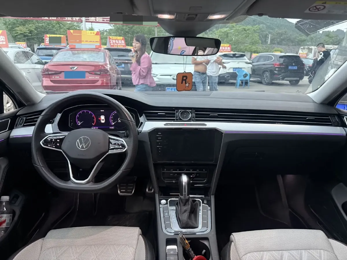 2023 Volkswagen Magotan 2.0T 186HP L4 7DCT,autocango,china used car exporter,china ev exporter,chinese used car exporter,chinese used ev exporter