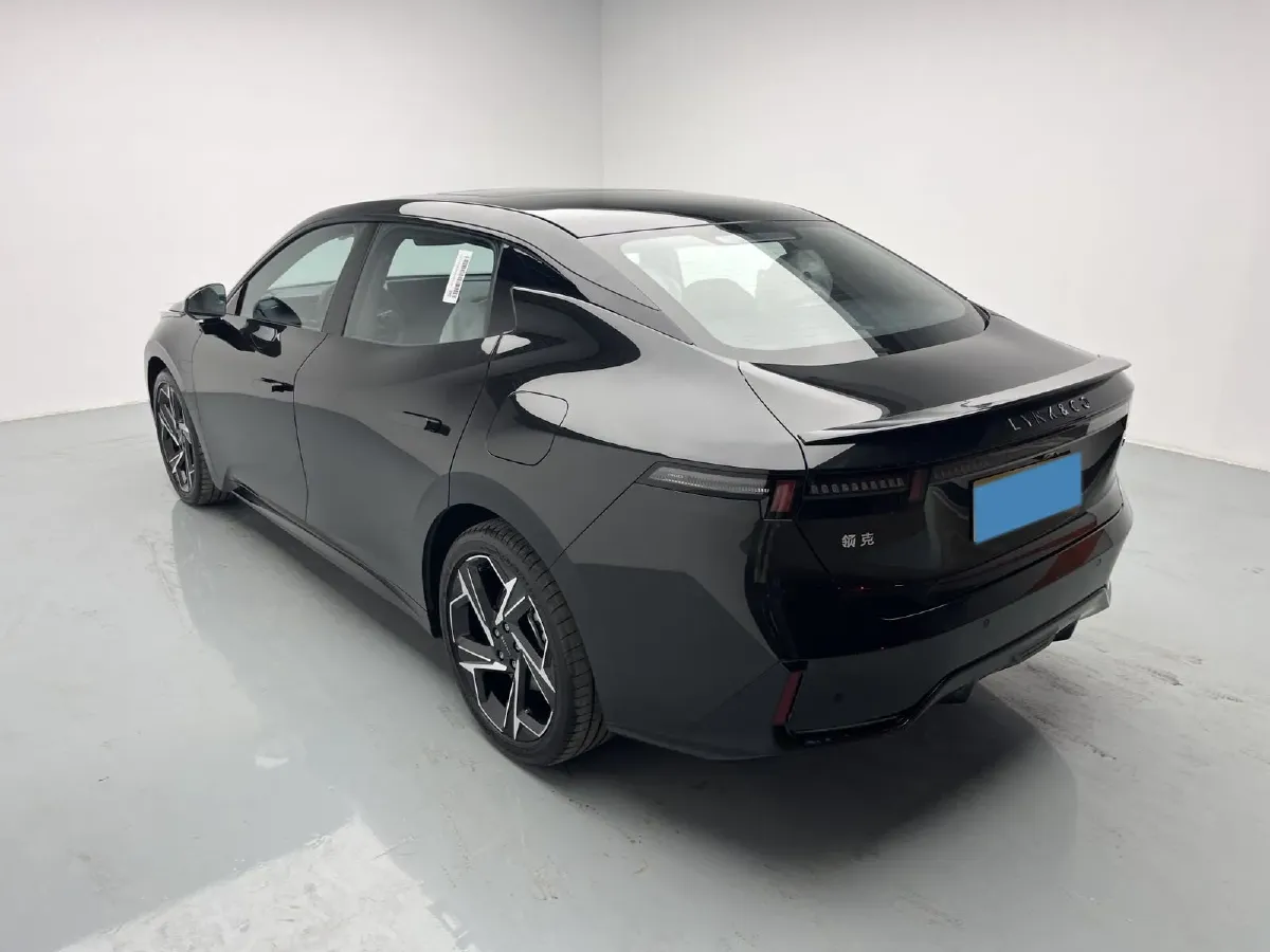 2024 LYNK&CO 07 EM-P 1.5T 163HP L4 3DHT PHEV 18.99KWH,autocango,china used car exporter,china ev exporter,chinese used car exporter,chinese used ev exporter