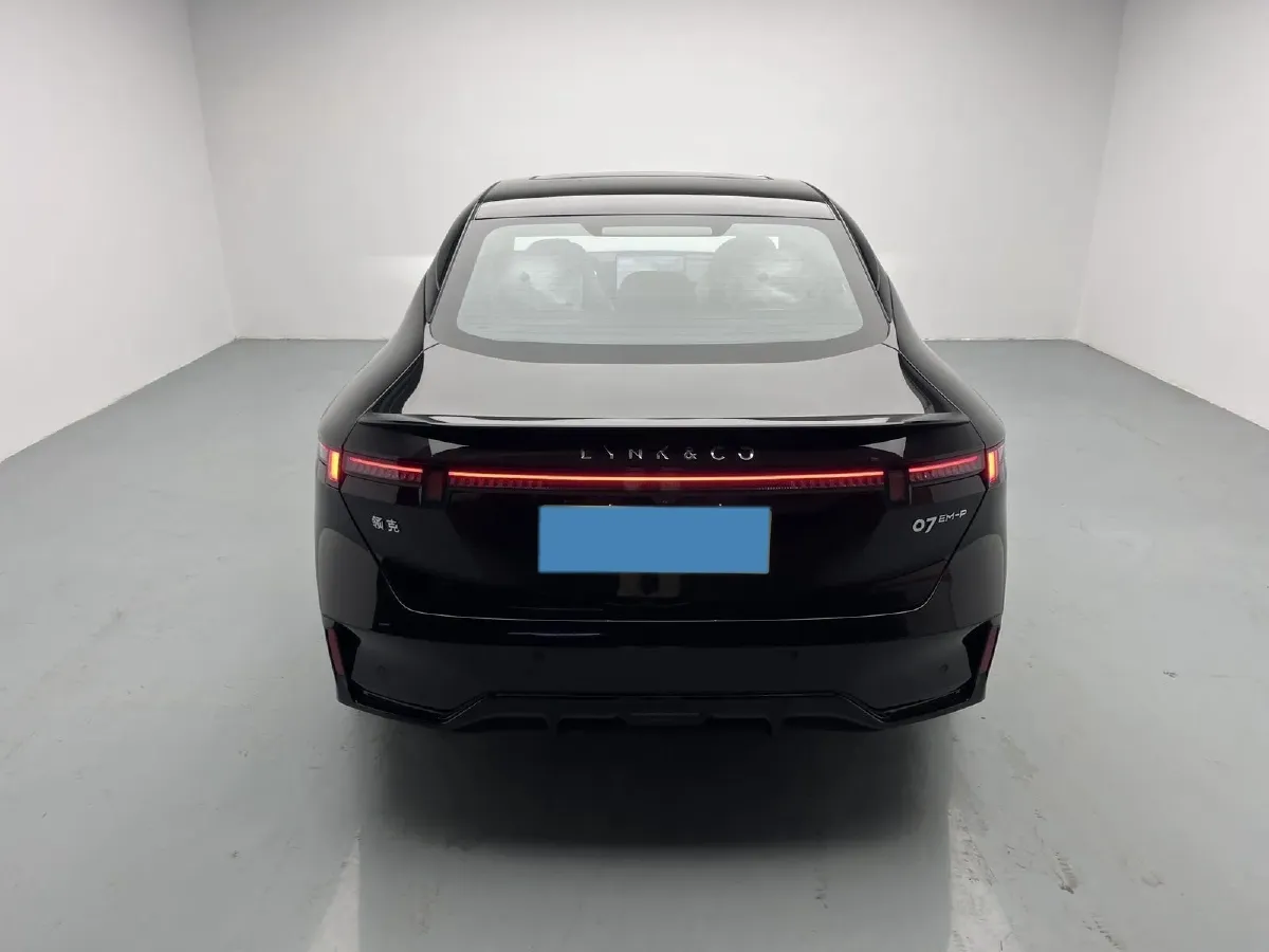 2024 LYNK&CO 07 EM-P 1.5T 163HP L4 3DHT PHEV 18.99KWH,autocango,china used car exporter,china ev exporter,chinese used car exporter,chinese used ev exporter