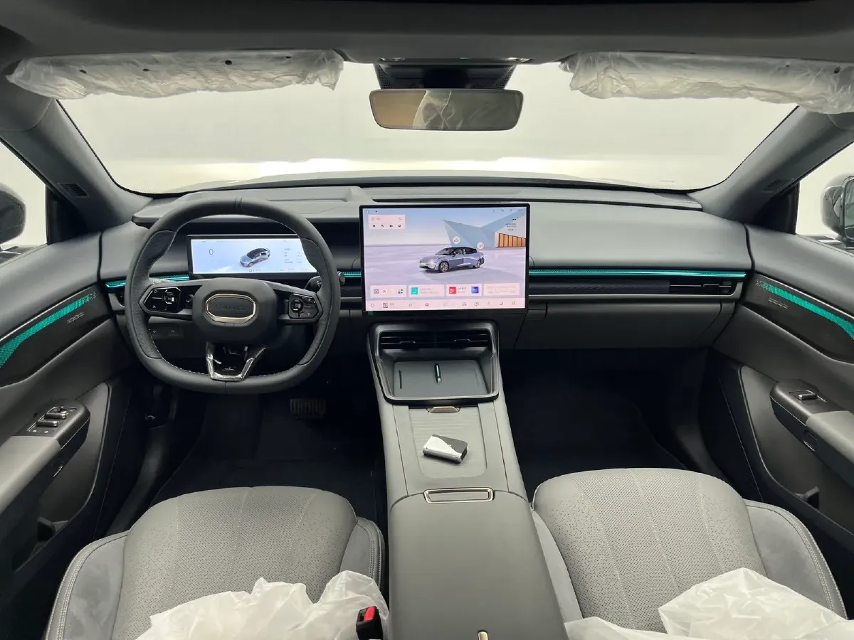 2024 LYNK&CO 07 EM-P 1.5T 163HP L4 3DHT PHEV 18.99KWH,autocango,china used car exporter,china ev exporter,chinese used car exporter,chinese used ev exporter