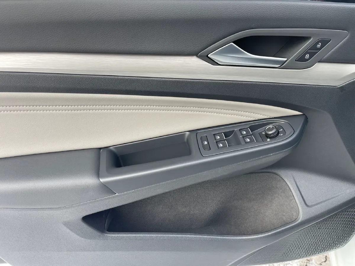 2021 Volkswagen Golf 1.4T 150HP L4 7DCT,autocango,china used car exporter,china ev exporter,chinese used car exporter,chinese used ev exporter