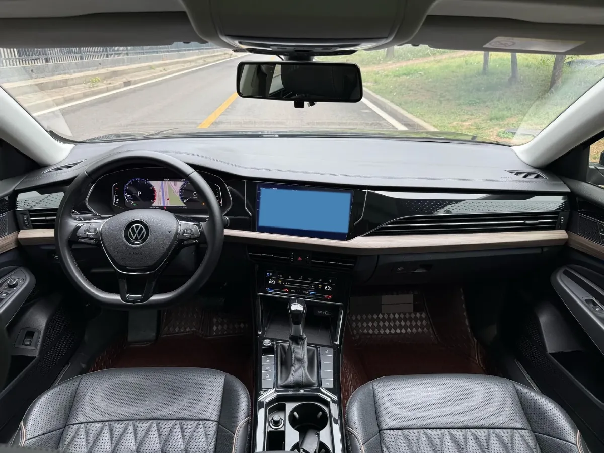 2020 Volkswagen Passat 2.0T 186HP L4 7DCT,autocango,china used car exporter,china ev exporter,chinese used car exporter,chinese used ev exporter