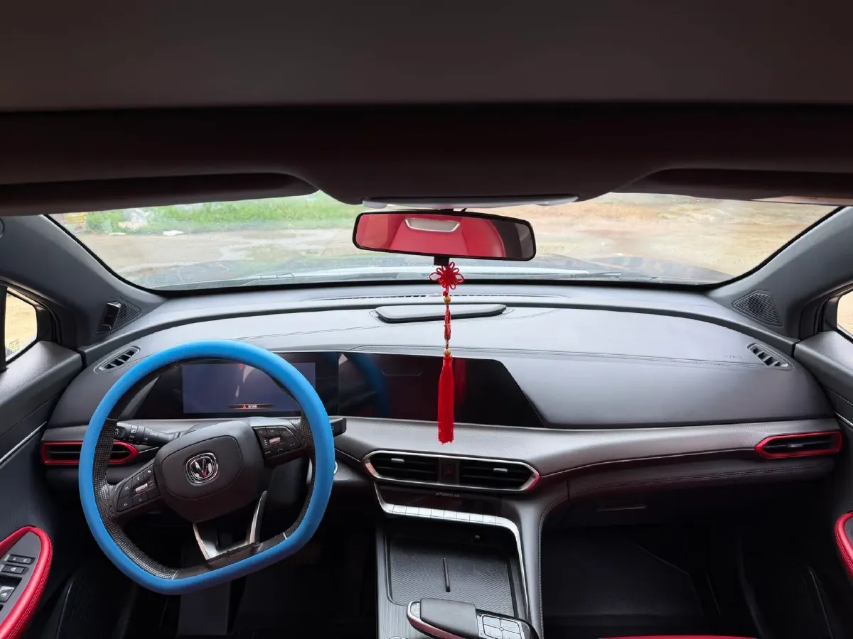 2020 ChangAn UNI-T 1.5T 180HP L4 7DCT,autocango,china used car exporter,china ev exporter,chinese used car exporter,chinese used ev exporter