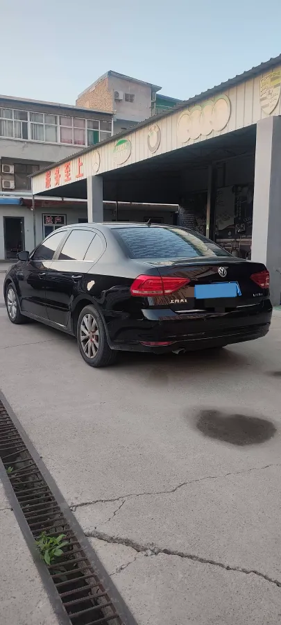 2017 Zotye Damy X7 1.8T 177HP L4 5MT,autocango,china used car exporter,china ev exporter,chinese used car exporter,chinese used ev exporter