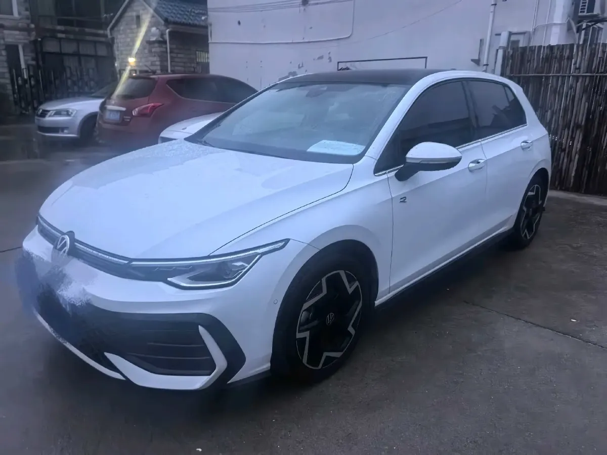 2025 Volkswagen Golf 1.5T 160HP L4 7DCT,autocango,china used car exporter,china ev exporter,chinese used car exporter,chinese used ev exporter