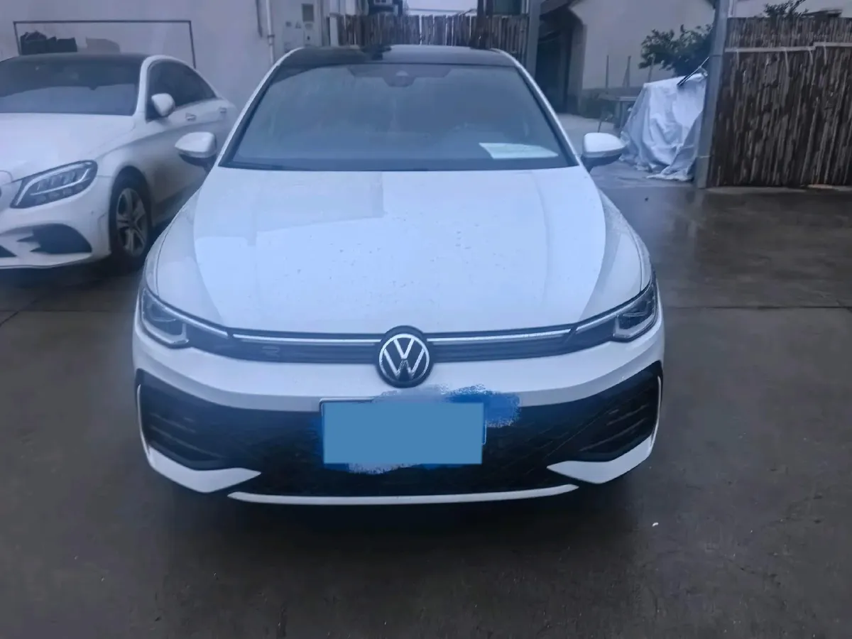 2025 Volkswagen Golf 1.5T 160HP L4 7DCT,autocango,china used car exporter,china ev exporter,chinese used car exporter,chinese used ev exporter