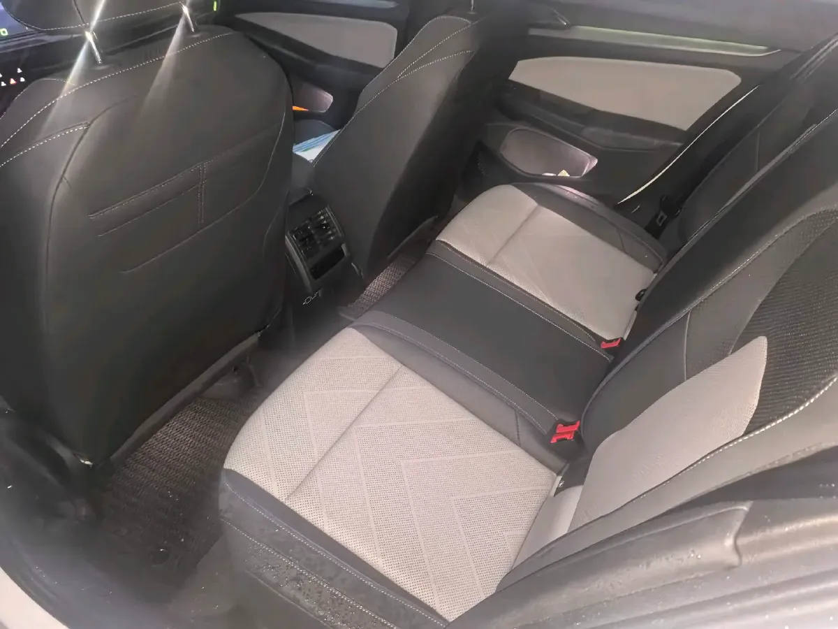 2025 Volkswagen Golf 1.5T 160HP L4 7DCT,autocango,china used car exporter,china ev exporter,chinese used car exporter,chinese used ev exporter