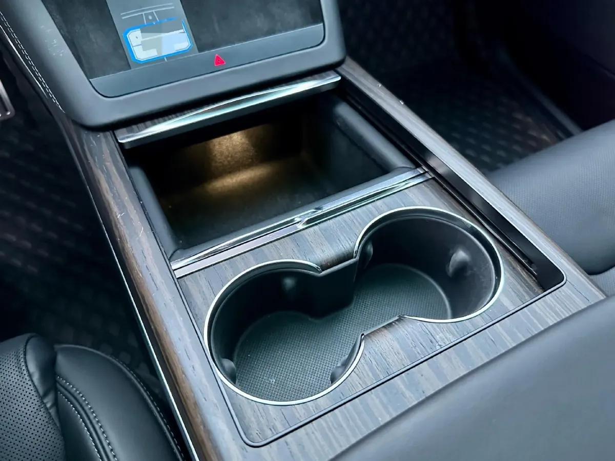 2023 Tesla Model X BEV 100KWH,autocango,china used car exporter,china ev exporter,chinese used car exporter,chinese used ev exporter