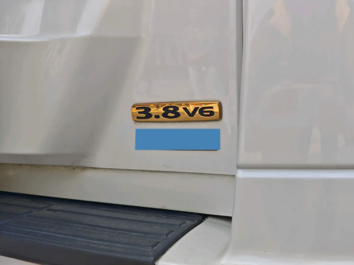 2018 Mitsubishi Pajero 3.0L 174HP V6 5AT,autocango,china used car exporter,china ev exporter,chinese used car exporter,chinese used ev exporter