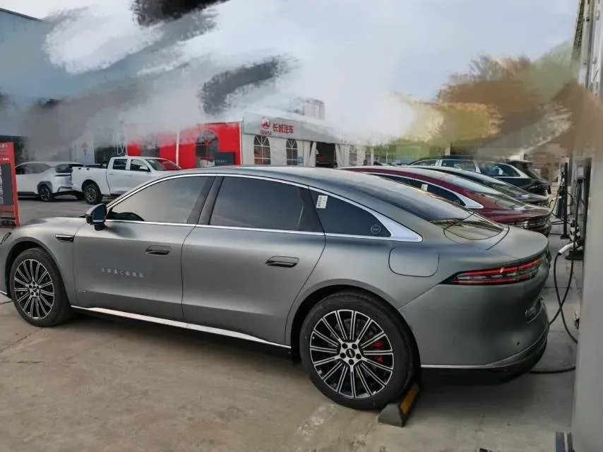 2025 Fulwin FulwinA9L 1.5T 156HP L4 1DHT PHEV,autocango,china used car exporter,china ev exporter,chinese used car exporter,chinese used ev exporter