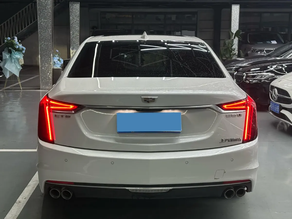 2021 Cadillac CT6 2.0T 237HP L4 10AT,autocango,china used car exporter,china ev exporter,chinese used car exporter,chinese used ev exporter