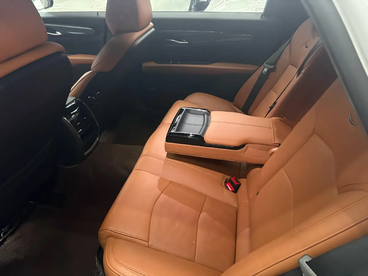 2021 Cadillac CT6 2.0T 237HP L4 10AT,autocango,china used car exporter,china ev exporter,chinese used car exporter,chinese used ev exporter