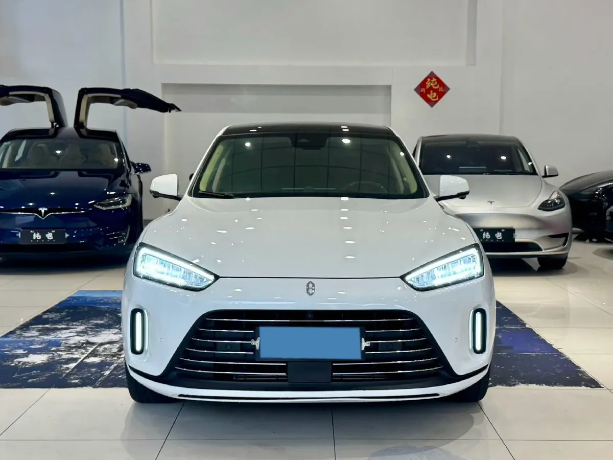 2022 Isuzu Mu-X 2.0T 220HP L4 8AT,autocango,china used car exporter,china ev exporter,chinese used car exporter,chinese used ev exporter