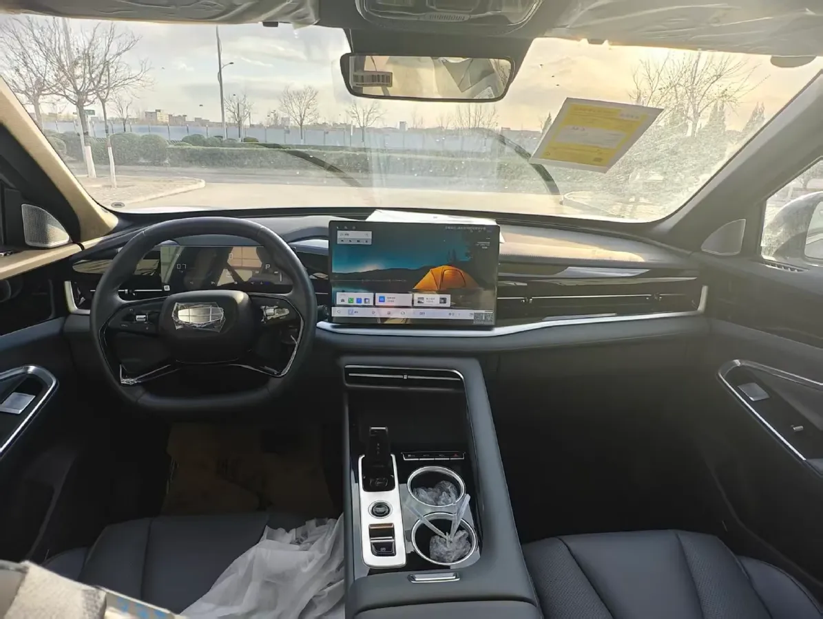 2026 Geely Azkarra 1.5T 181HP L4 7DCT,autocango,china used car exporter,china ev exporter,chinese used car exporter,chinese used ev exporter