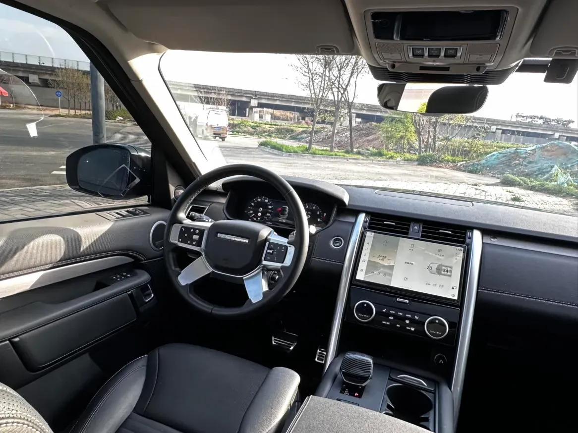 2024 Land Rover Discovery 3.0T 360HP L6 8AT,autocango,china used car exporter,china ev exporter,chinese used car exporter,chinese used ev exporter