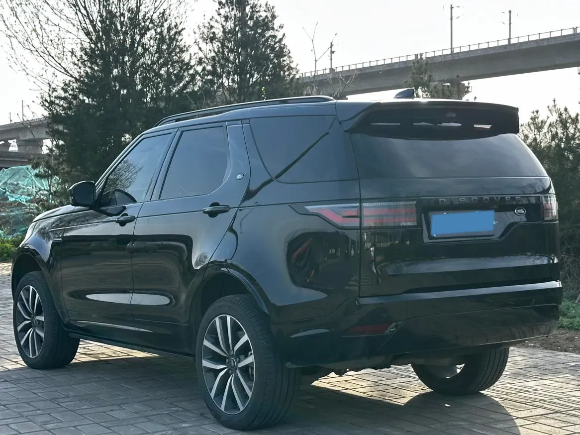 2024 Land Rover Discovery 3.0T 360HP L6 8AT,autocango,china used car exporter,china ev exporter,chinese used car exporter,chinese used ev exporter