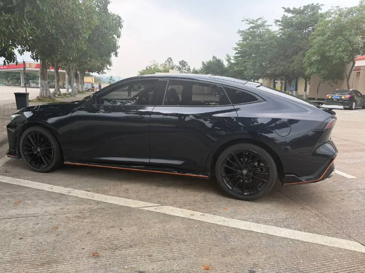 2022 ChangAn UNI-V 1.5T 188HP L4 7DCT,autocango,china used car exporter,china ev exporter,chinese used car exporter,chinese used ev exporter