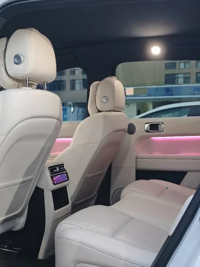 2024 Li L6 Range Extended 154HP L4 REEV 36.8KWH,autocango,china used car exporter,china ev exporter,chinese used car exporter,chinese used ev exporter