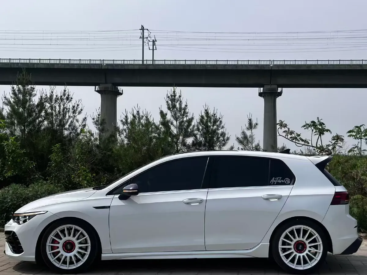 2023 Volkswagen Golf 1.4T 150HP L4 7DCT,autocango,china used car exporter,china ev exporter,chinese used car exporter,chinese used ev exporter