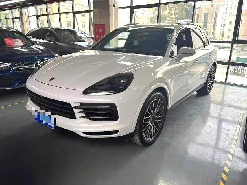 2023 Porsche Cayenne 3.0T 340HP V6 8AT,autocango,china used car exporter,china ev exporter,chinese used car exporter,chinese used ev exporter