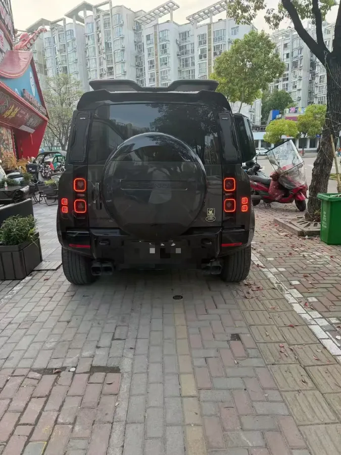 2023 Land Rover Defender 3.0T 400HP L6 8AT,autocango,china used car exporter,china ev exporter,chinese used car exporter,chinese used ev exporter