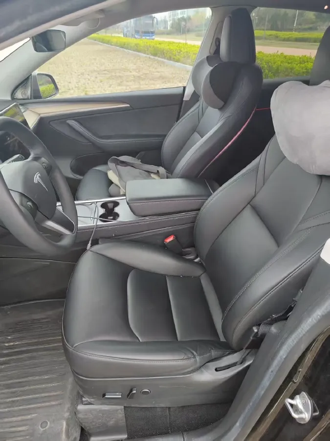 2022 Tesla Model Y BEV 60KWH,autocango,china used car exporter,china ev exporter,chinese used car exporter,chinese used ev exporter